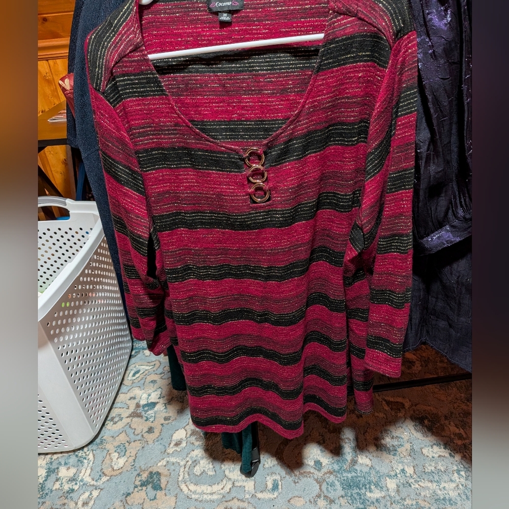 Cocomo Red and Black Knit Top With Gold Thread 3XL